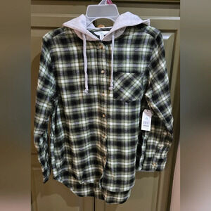 NWT Time & Tru green and black long sleeve button down flannel with hood